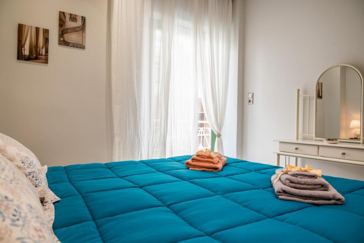 Appartamento Loutraki House Esterno foto